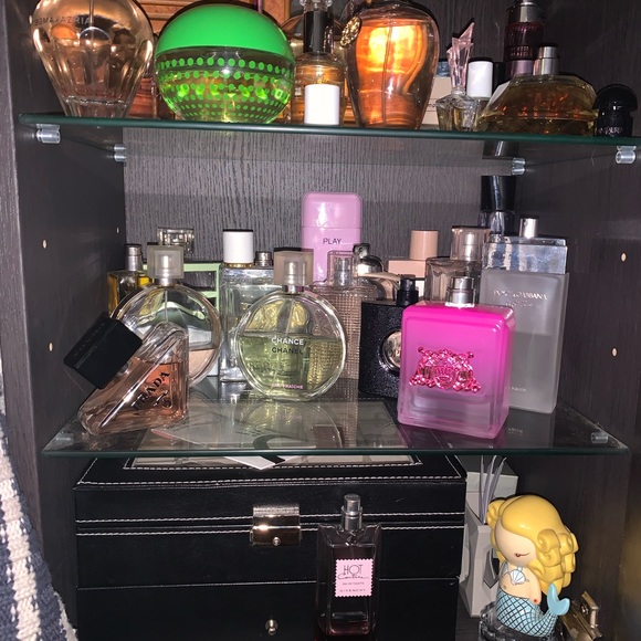 Versace Yellow Diamond Perfume - Picture 2 of 9